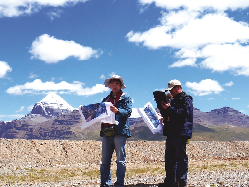 質檢人員在西藏開展第一次全國地理國情普查質檢工作